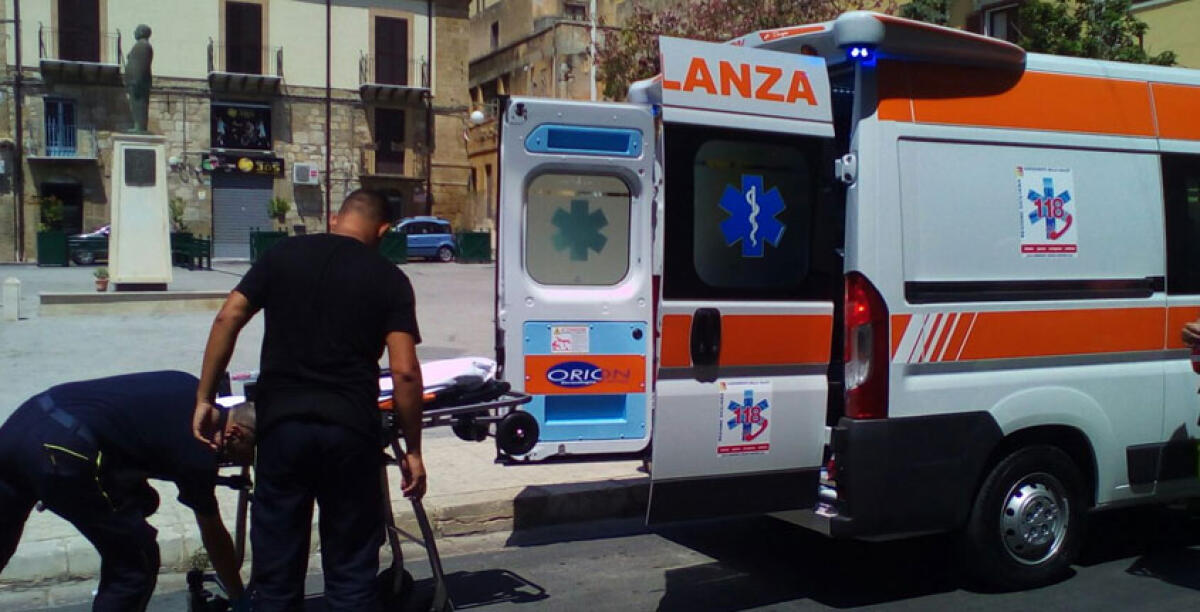 Per i medici è una sospetta trombosi, il sindaco Domenico Messinese trasferito d'urgenza a Vittoria - 