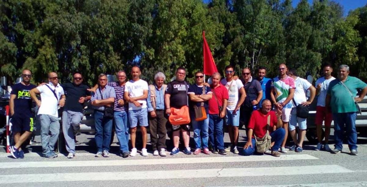Ancora protesta degli operai Eurotec, fermo l'indotto di raffineria - 
