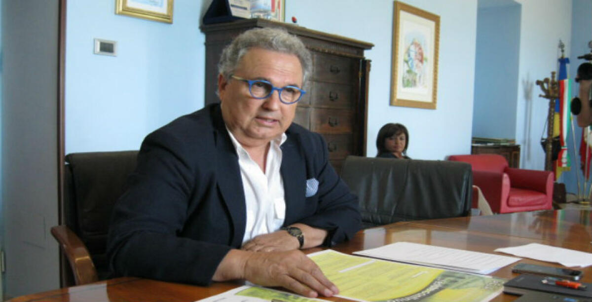 La "corsa" del piano regolatore non è finita, in municipio pronte le controdeduzioni: Salinitro, "lavoriamo anche di notte" - Francesco Salinitro