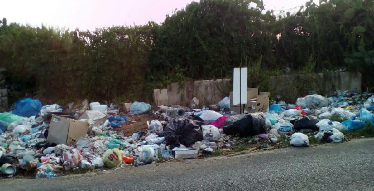 Il rilancio delle campagne...i rifiuti sono ovunque: le discariche abusive deturpano il "sogno" agricolo - 