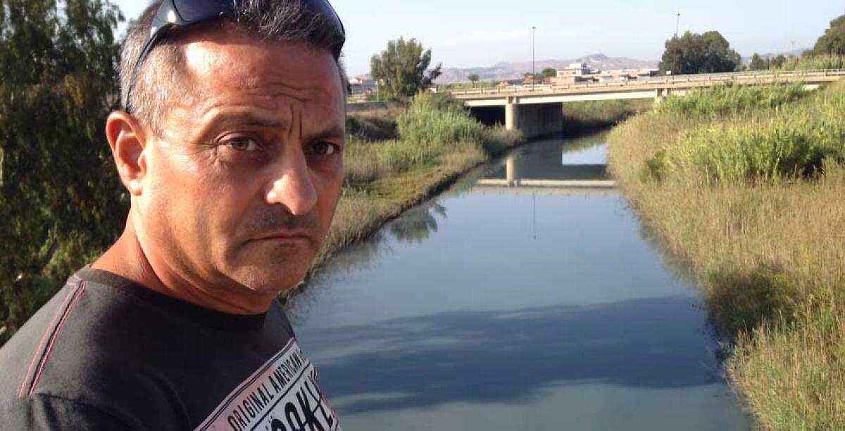 Il fiume Gela puzza come una latrina, Di Blasi: scarico fognario ignorato - Saverio Di Blasi presidente dell'associazione "Aria Nuova"