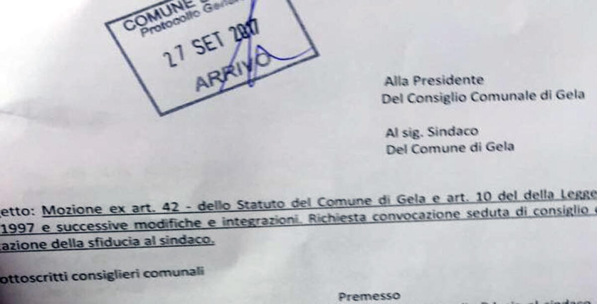 La sceneggiata è finita, la mozione di sfiducia è stata depositata. Chi vuole andare a casa con 3 anni di anticipo? - 