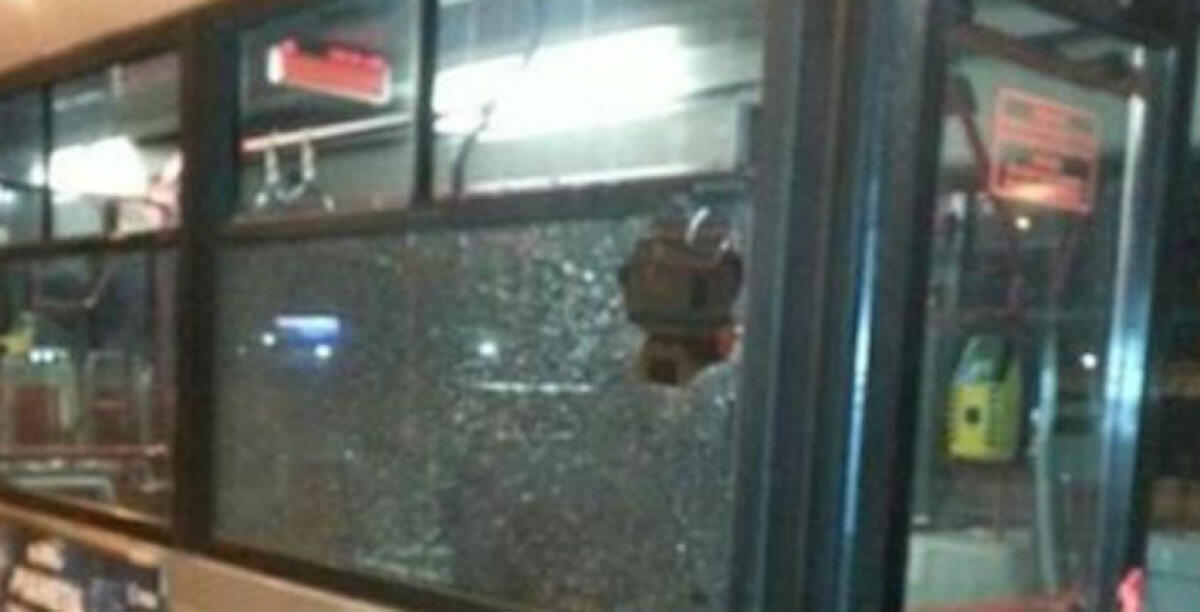 Sassaiola contro un bus urbano dell'Ast, è la seconda in pochi mesi: D'Arma, "atto criminale...chi ha visto parli" - 