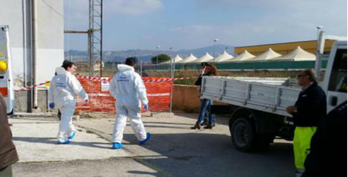 Precipita nel vuoto, è grave un operaio gelese: stava lavorando in un capannone nel siracusano - 
