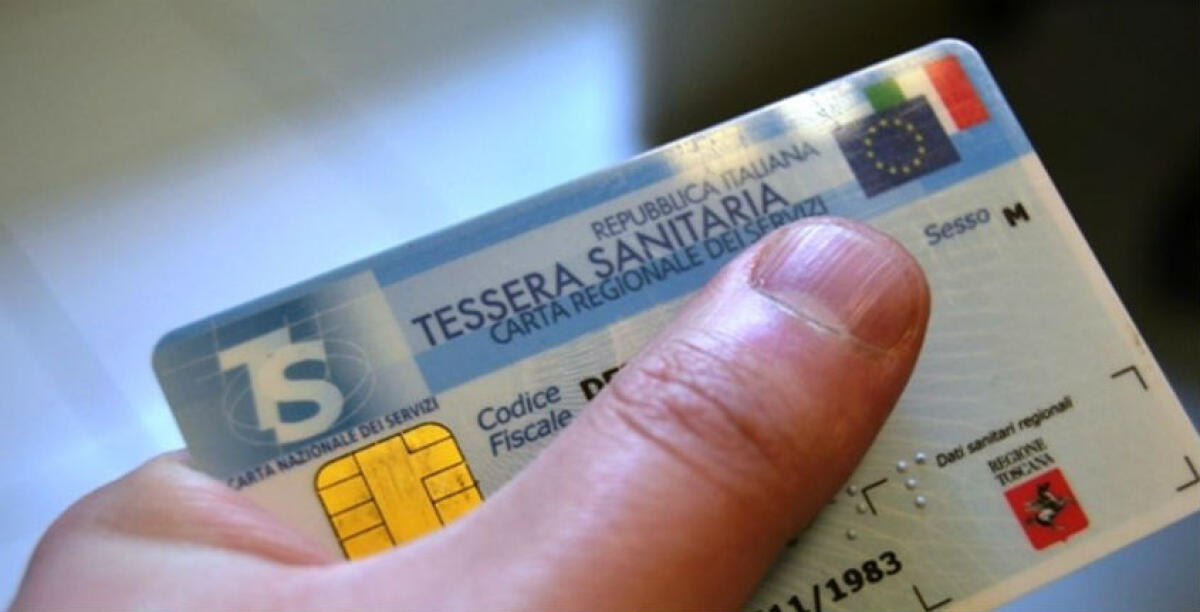 Contratti telefonici e forniture energetiche con una tessera sanitaria rubata, assolti due ex coniugi - 