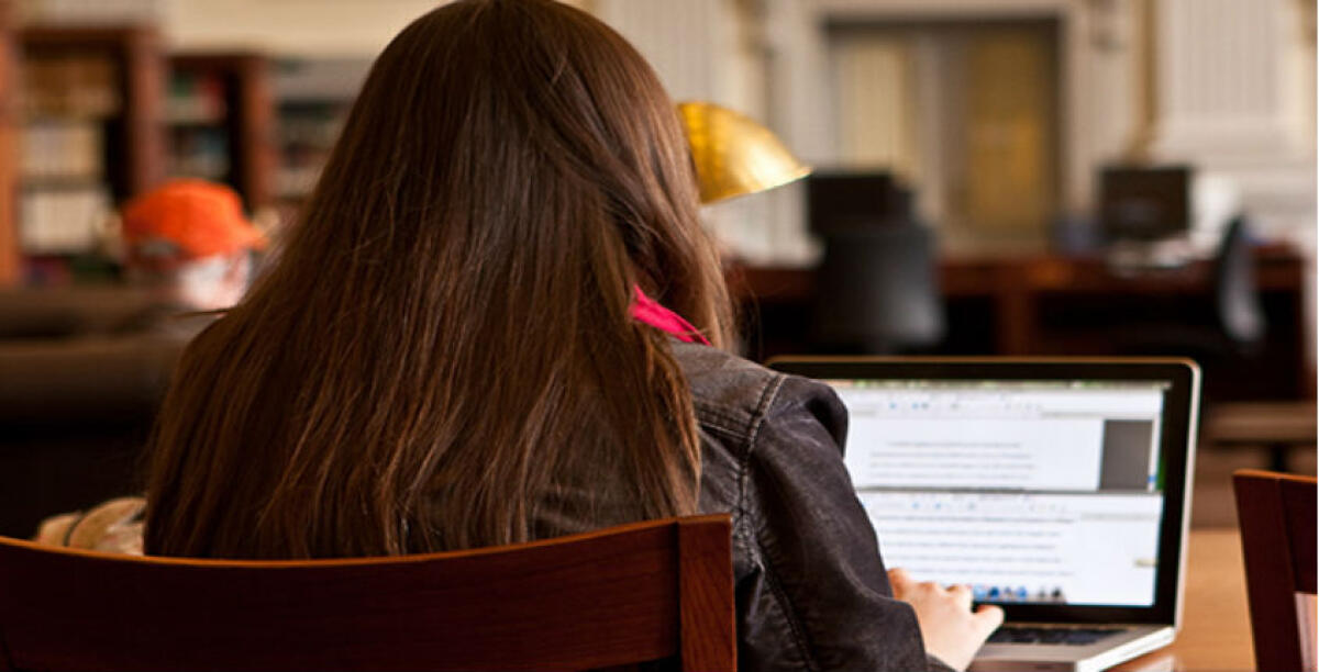 La truffa dell'università telematica, condannato il falso referente: una giovane raggirata..."un assegno girato ad una concessionaria d'auto" - 