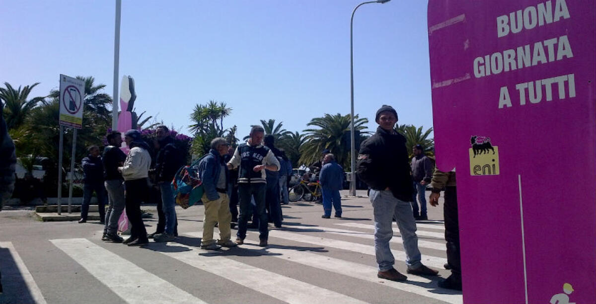 L'amianto in raffineria, scontro in aula sulle dichiarazioni di un ex operaio dell'indotto: "Nessuna precauzione nè prima nè dopo il 1992" - 