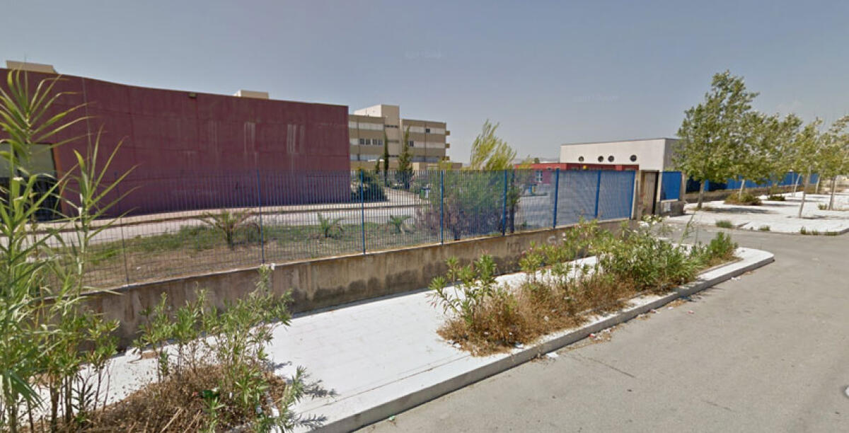 Violenza a scuola, due professori dell'Ipia feriti dagli alunni negli ultimi tre giorni - 