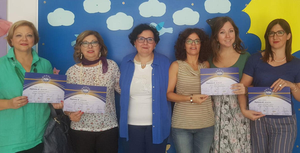 Giocare a scacchi per formare i bambini, abilitate cinque insegnanti col metodo Di Mauro - 