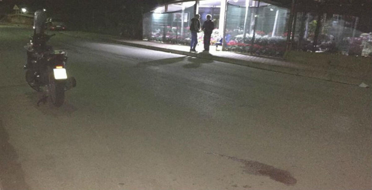 Sbalzati sull'asfalto di viale Indipendenza, due giovani feriti: un ventenne è in gravi condizioni - 