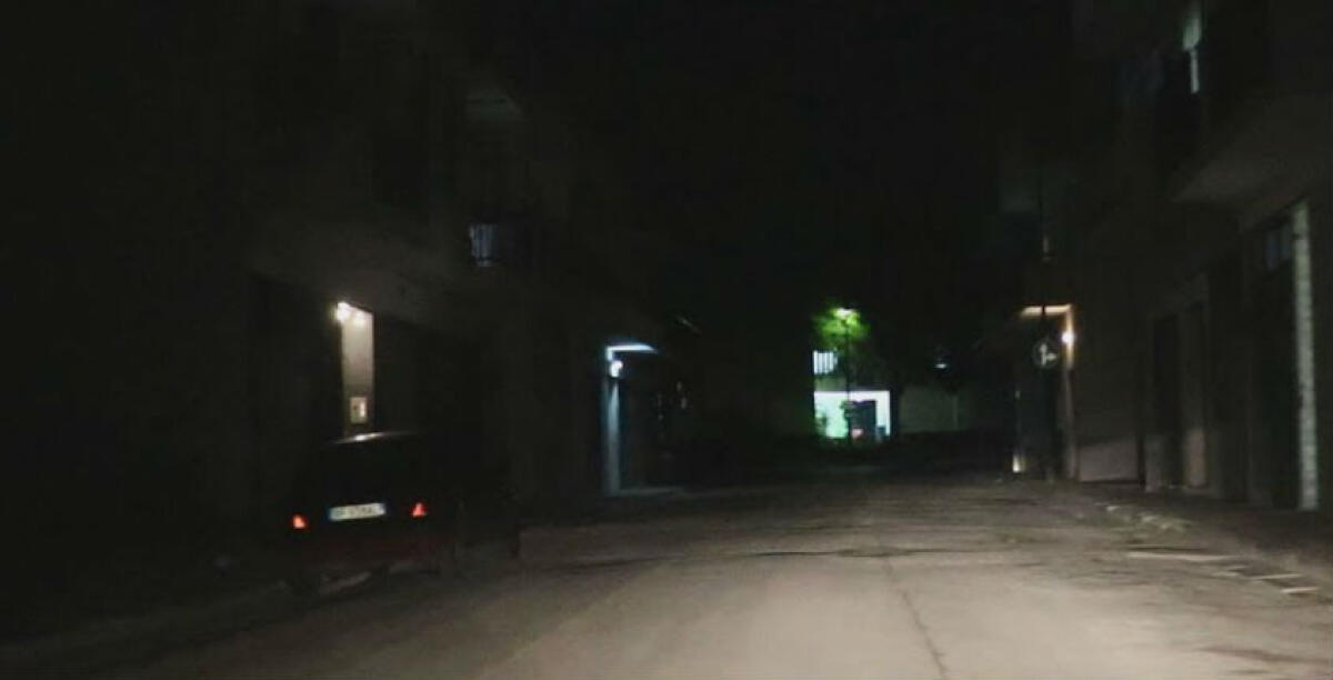 Buio tra le strade di Locu Baruni, da due giorni è black out: illuminazione fuori uso - Immagini di repertorio