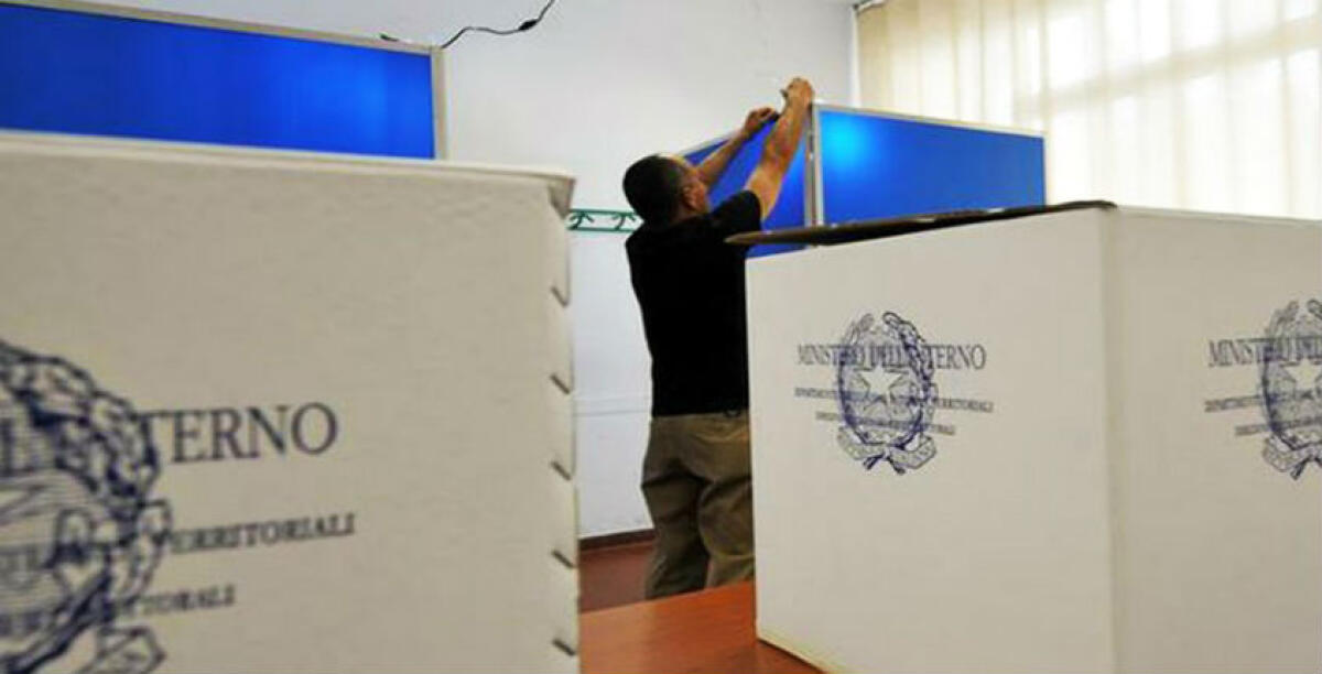 Aperti i seggi per le regionali, in città alle ore 12 l'affluenza è al 9,47%: hanno già votato 6.240 elettori - 