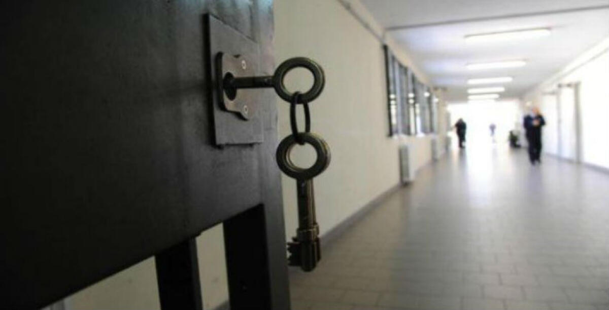 Chiedevano il "pizzo" nel carcere minorile, accuse a giovanissimi gelesi: uno è a processo -
