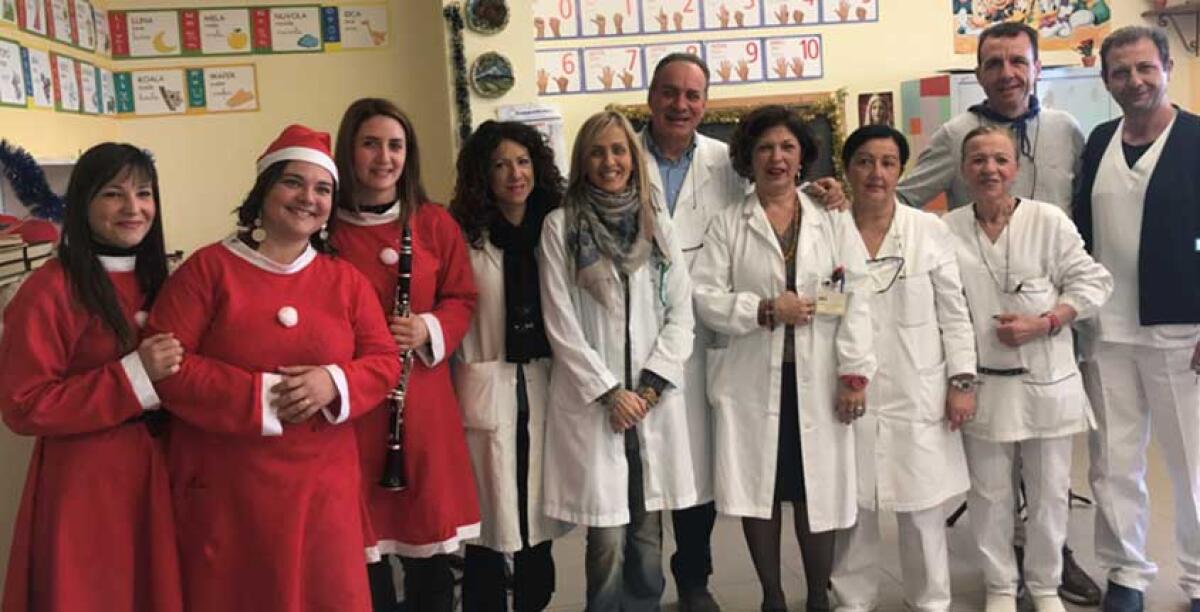 Concerto di Natale in Pediatria, donati gadget ai piccoli pazienti -