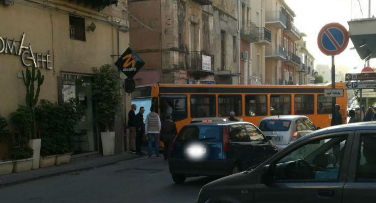 Si ritorna al doppio senso di marcia? "Serve nel tratto tra corso Aldisio e corso Vittorio Emanuele" - 