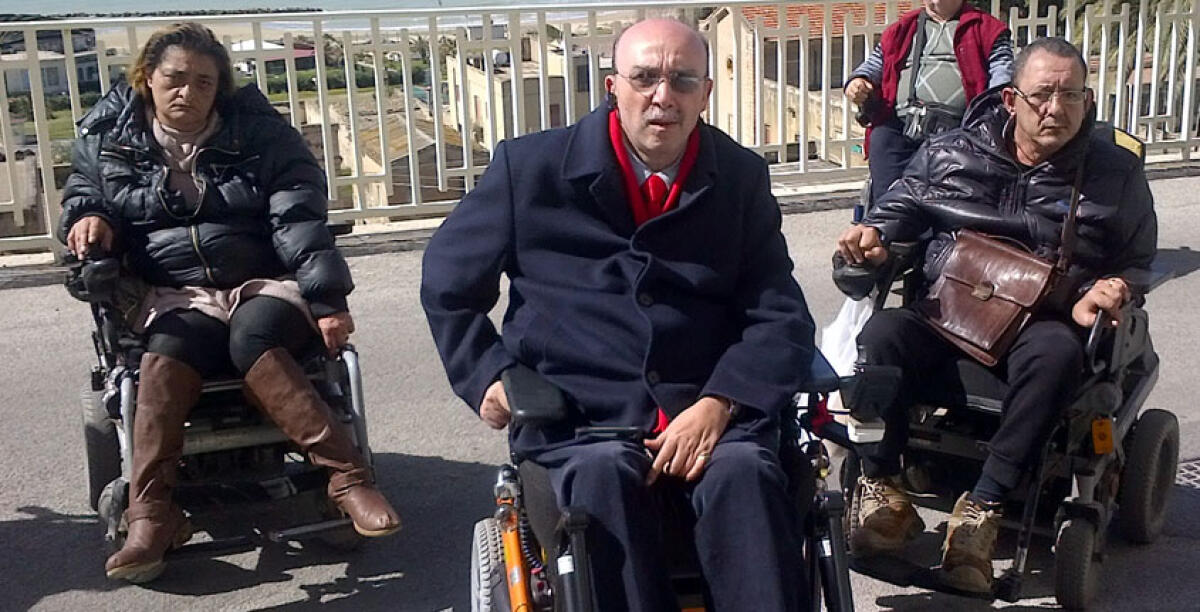 "Tregua" tra giunta e associazioni, il trasporto disabili fino ad aprile senza compartecipazione - La  denuncia di Paolo Capici