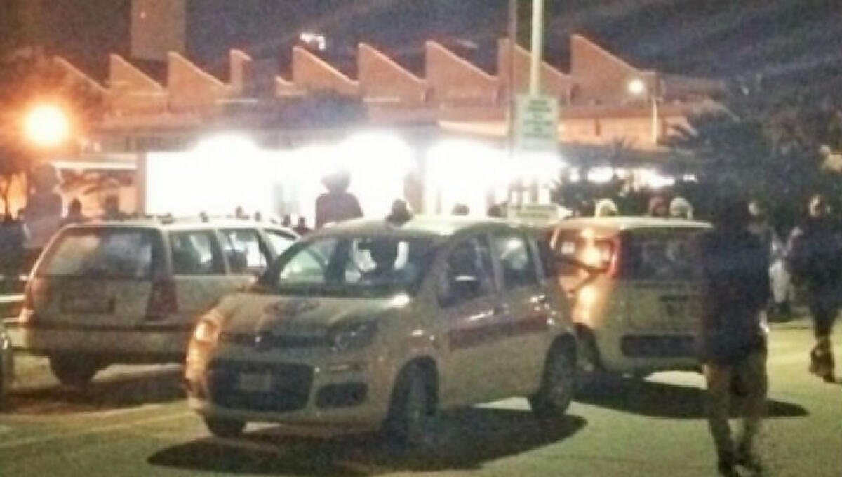 Per loro non ci sono certezze, gli operai della Turco di nuovo davanti agli ingressi di raffineria - La protesta di questa notte