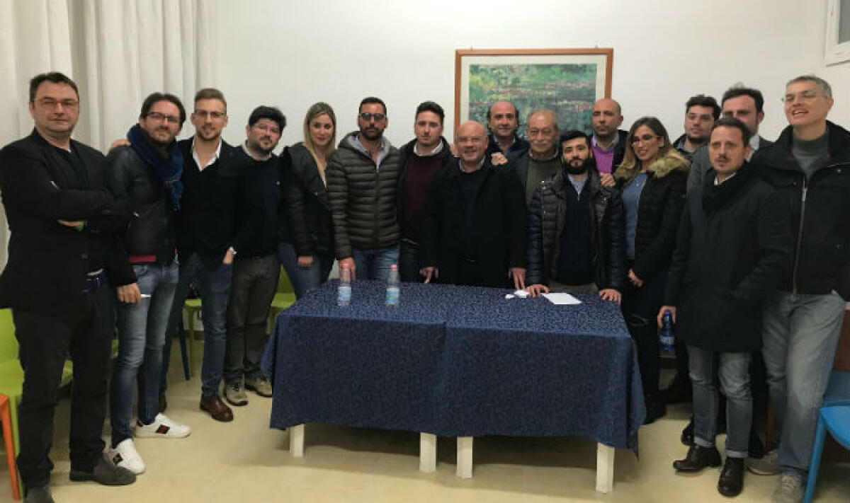 I forzisti pensano al dopo Messinese, Federico è con loro: "Opposizione alla giunta e vittoria alle amministrative" - I forzisti riuniti ieri sera