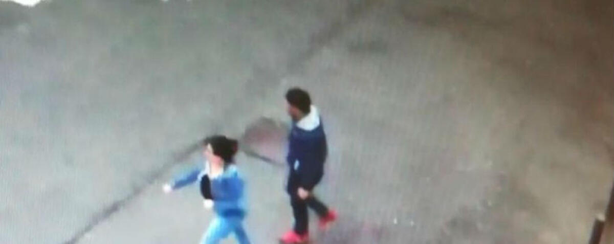 Il duplice omicidio di Caravaggio, le immagini decisive: fermati il fratello e la sorella di Novembrini - Le immagini del presunto killer e della donna che si allontanano (L'Eco di Bergamo)