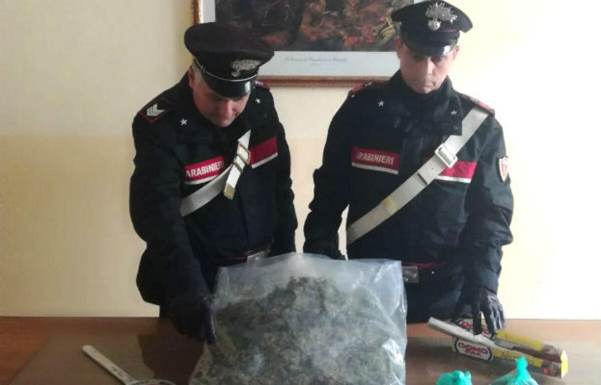 Un chilo e mezzo di marijuana in un garage, arrestato un ventinovenne - foto  archivio