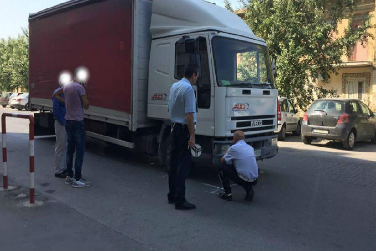 Investito da un autocarro in via Venezia, gravissimo bambino di 11 anni - L'incidente in via Venezia