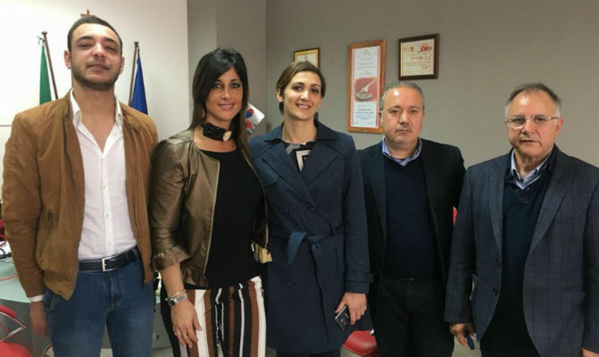 In commissione bilancio si cambia ancora, Sammito lascia e al suo posto Cirignotta - la commissione ha chiesto di conoscere l'elenco di tutti i debiti fuori bilancio