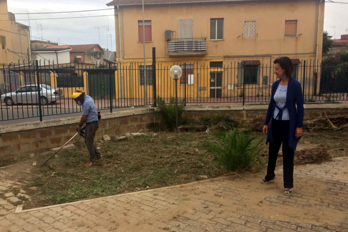 Il Comune non interviene alla "Radice" e la scuola rimuove le siringhe -