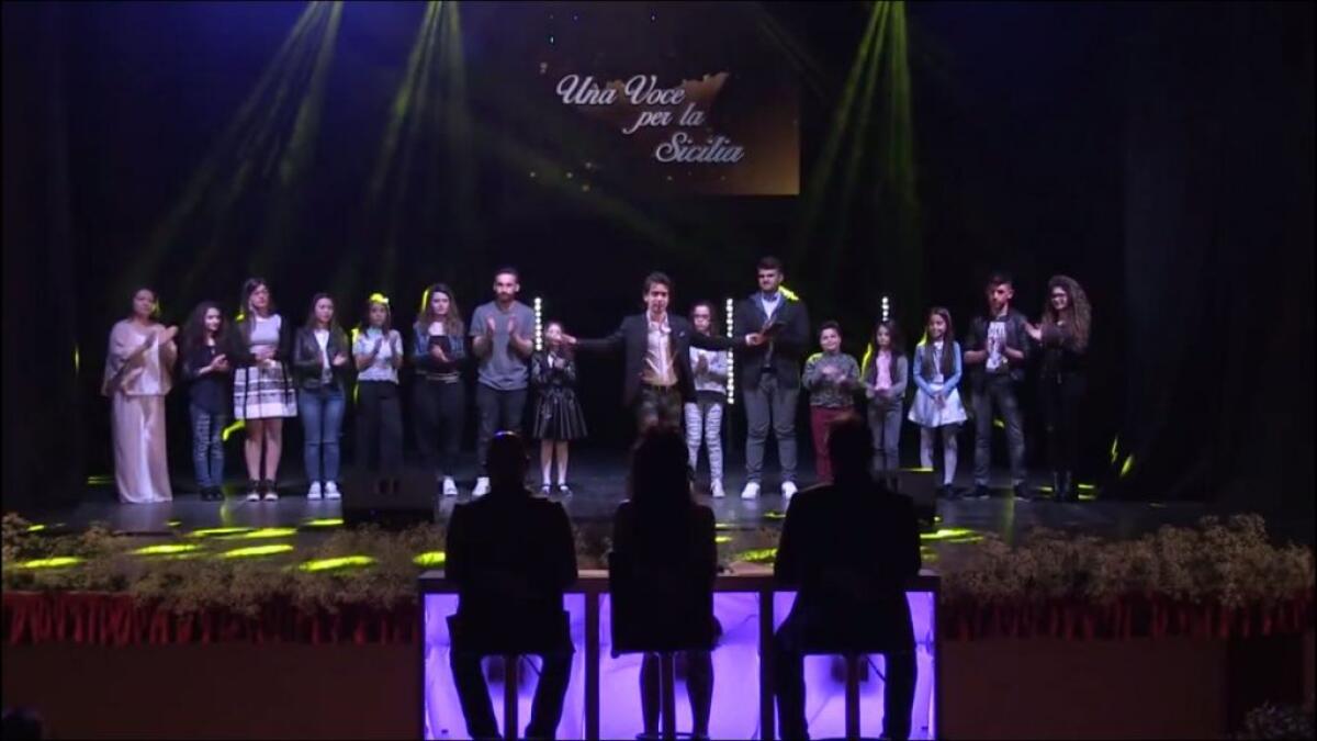 “Una Voce per la Sicilia” su Video Regione, 46 cantanti si sfidano al teatro Eschilo -