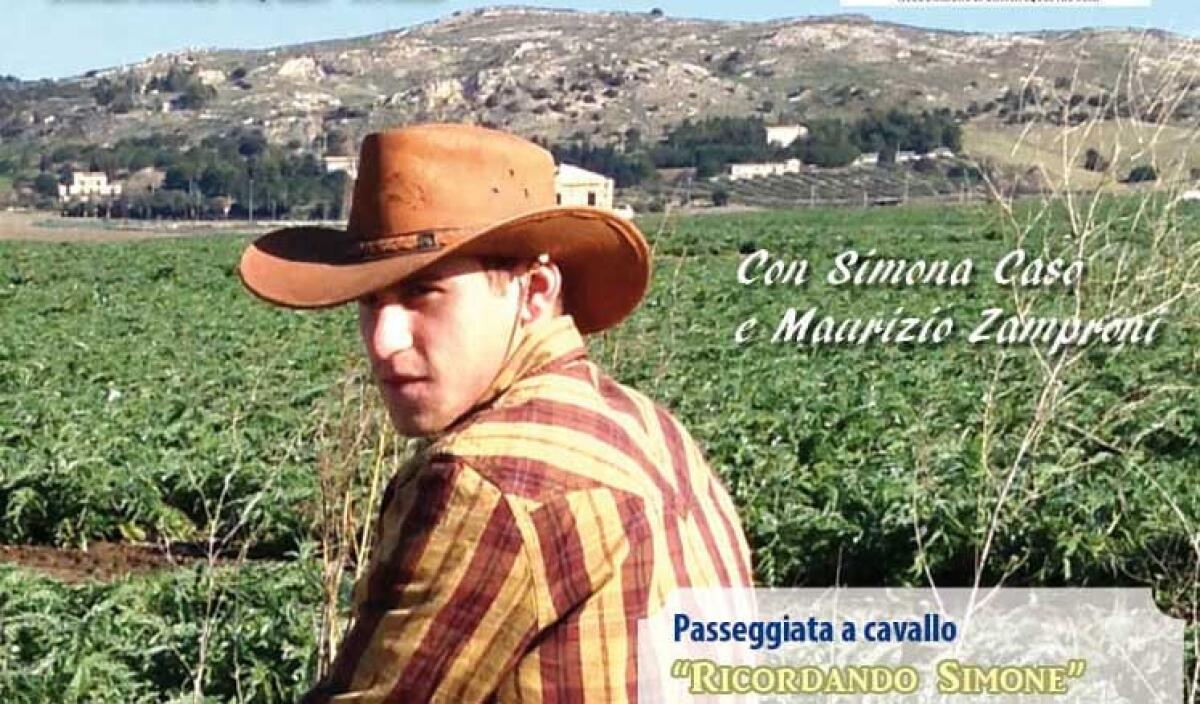 Passeggiata a cavallo per sostenere la lotta alla distrofia muscolare - Nella foto Simone Trubia