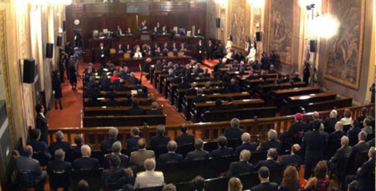 Le indagini sulle spese dei gruppi parlamentari all'Ars, Donegani e altri due a processo - 