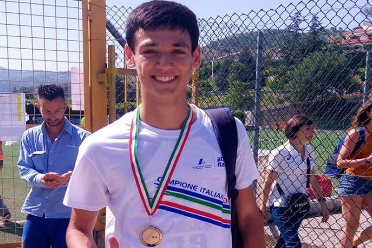 Samuele Licata vola ad Agropoli, è campione italiano nei 400 Hs - Samuele Licata, campione italiano juniores nei 400 Hs