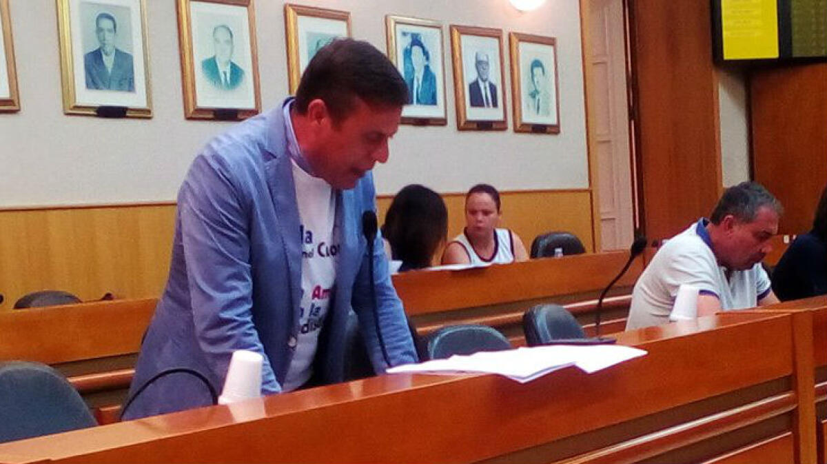 Una seduta flop, Cirignotta attacca e la giunta se ne va: "Delibera scritta da soggetti esterni" - 