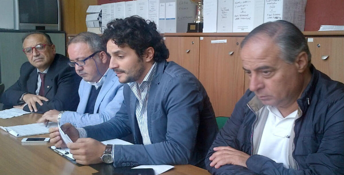 Incarichi, "camerieri" politici e candidature...il centrodestra non c'è più: è guerra tra alleati - 