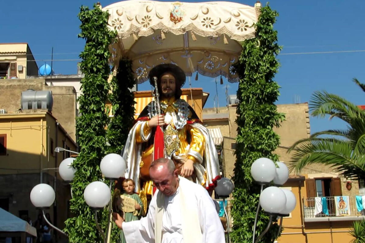 Butera festeggia San Rocco ospitando centinaia di giovani e tutti i vescovi siciliani - 