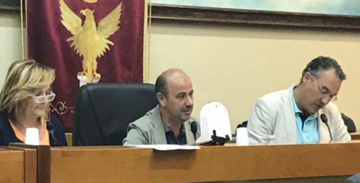 Due mozioni per la sfiducia, Casano ai dem: "Dialoghiamo...vogliamo la stessa cosa" - 