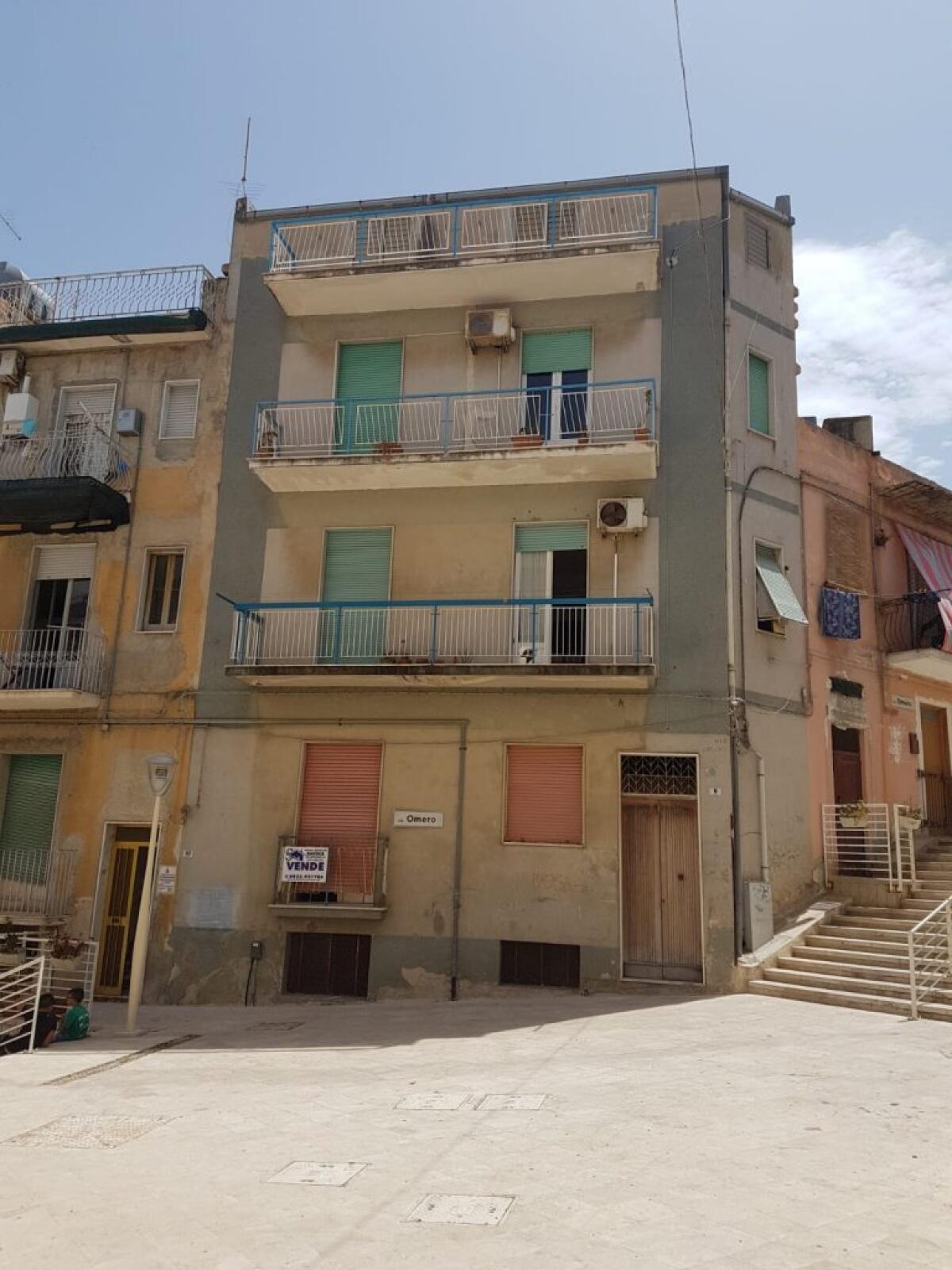 Affitto in via Omero -