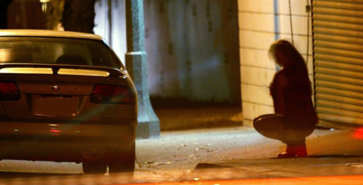 Rapinò e violentò una prostituta, arrestato in città: un giovane chiede di lasciare il carcere - 