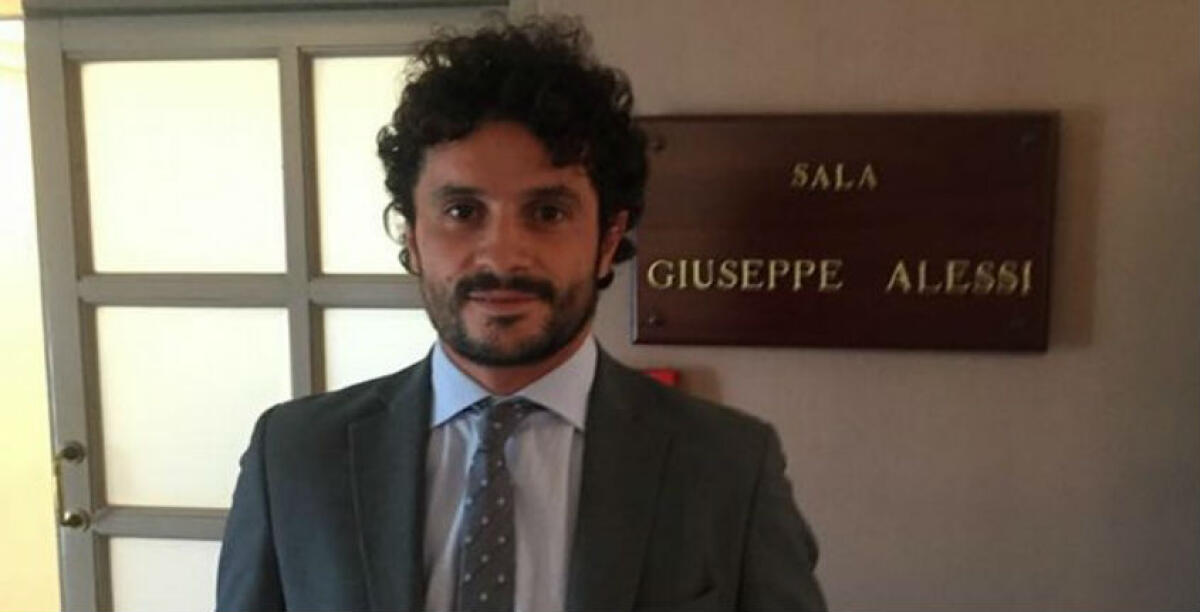 Scerra boccia l'ex sindaco e riapre al gruppo di Musumeci: "Giusto prendere le distanze dall'inconsistente Siciliano" - Il consigliere riconfermato contro i toni "accesi" di Greco