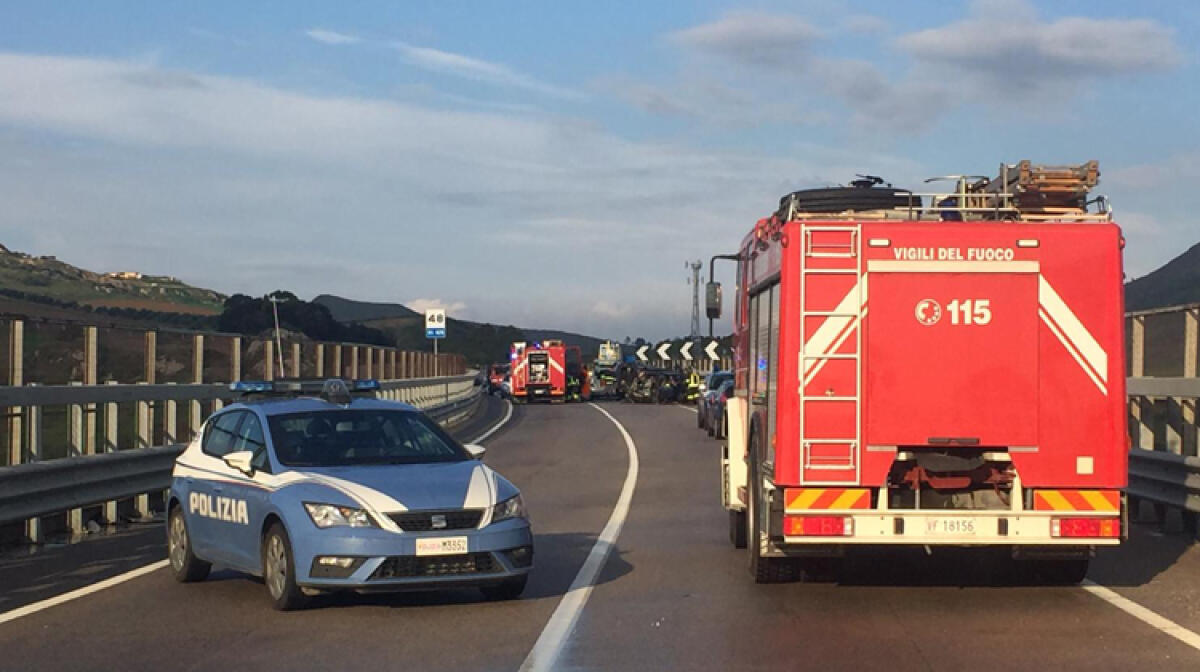 L'impatto mortale sulla 626, sequestrate le auto coinvolte: avviate le indagini - Lo scontro mortale su un tratto della 626