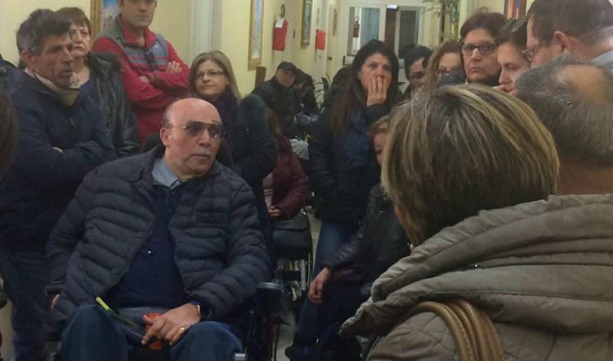 Trasporto disabili ancora sospeso, la Consulta sollecita il commissario - Capici ha proposto ricorso ai giudici civili