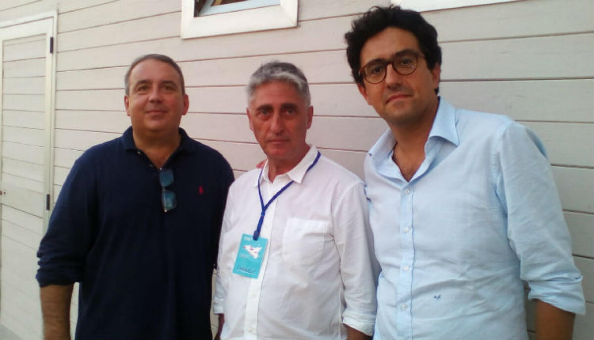 Movimenta rilancia il dialogo, nuove adesioni? Alario: "Idee interessanti ma sono nel Pd" - Andrea Bartoli, Emanuele Tuccio e Alessandro Fusagna (parlamentare e segretario di Movimenta)