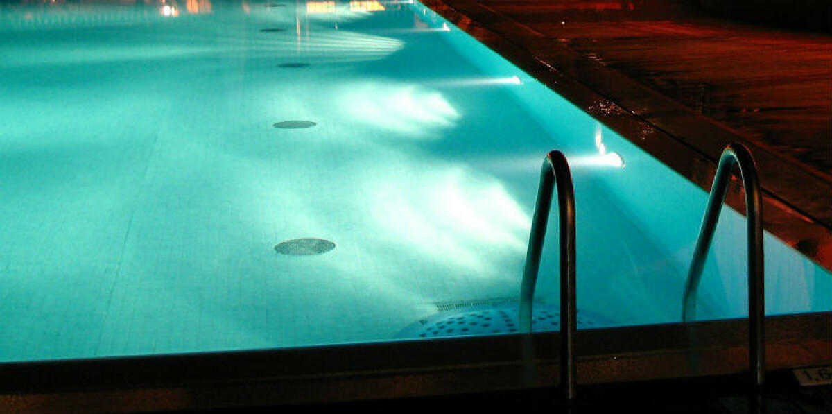 Tragedia alla festa di addio al celibato, giovane in stato vegetativo: condannato il titolare del locale - 