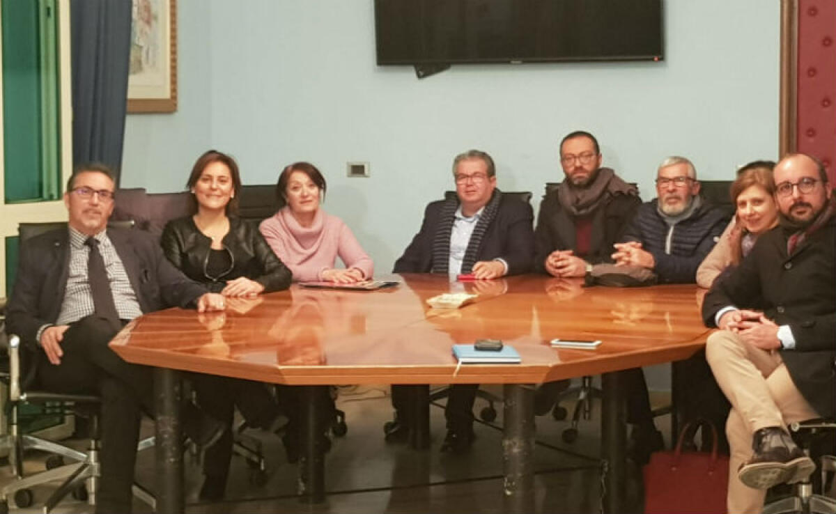 Dopo la protesta contro i tagli una delegazione da Arena: giovedì un tavolo tecnico in municipio - La delegazione ricevuta da Arena