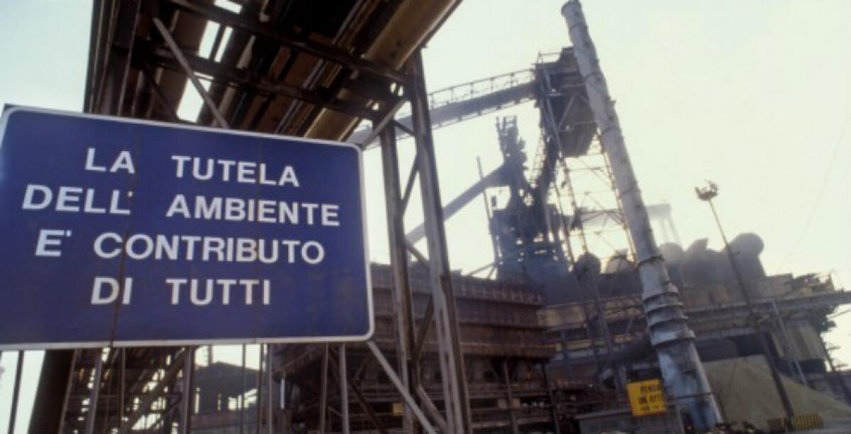 Incendio alla radice pontile Eni, periti in aula: nella stessa area morì Romano - 