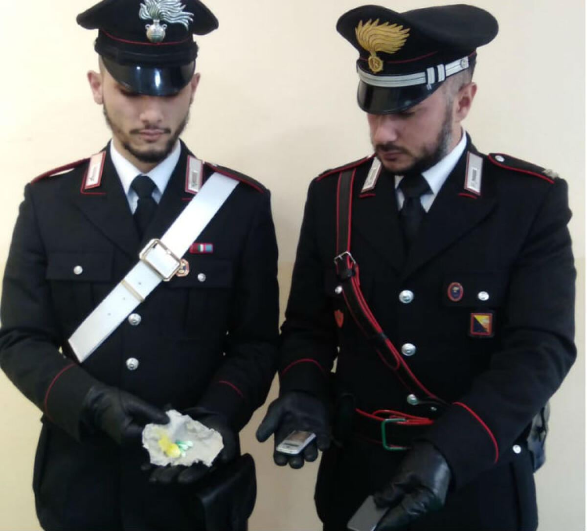 Fermato con la cocaina a Settefarine, obbligo di firma a Moscato: si è presentato dal giudice - La droga sequestrata dai carabinieri