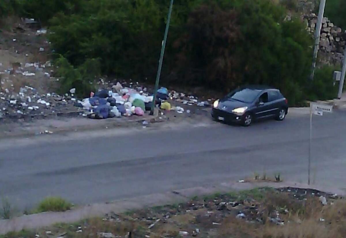 La gestione dei rifiuti, Arena dal prefetto: "Abbiamo spiegato tutto...nuovo affidamento entro marzo" - 