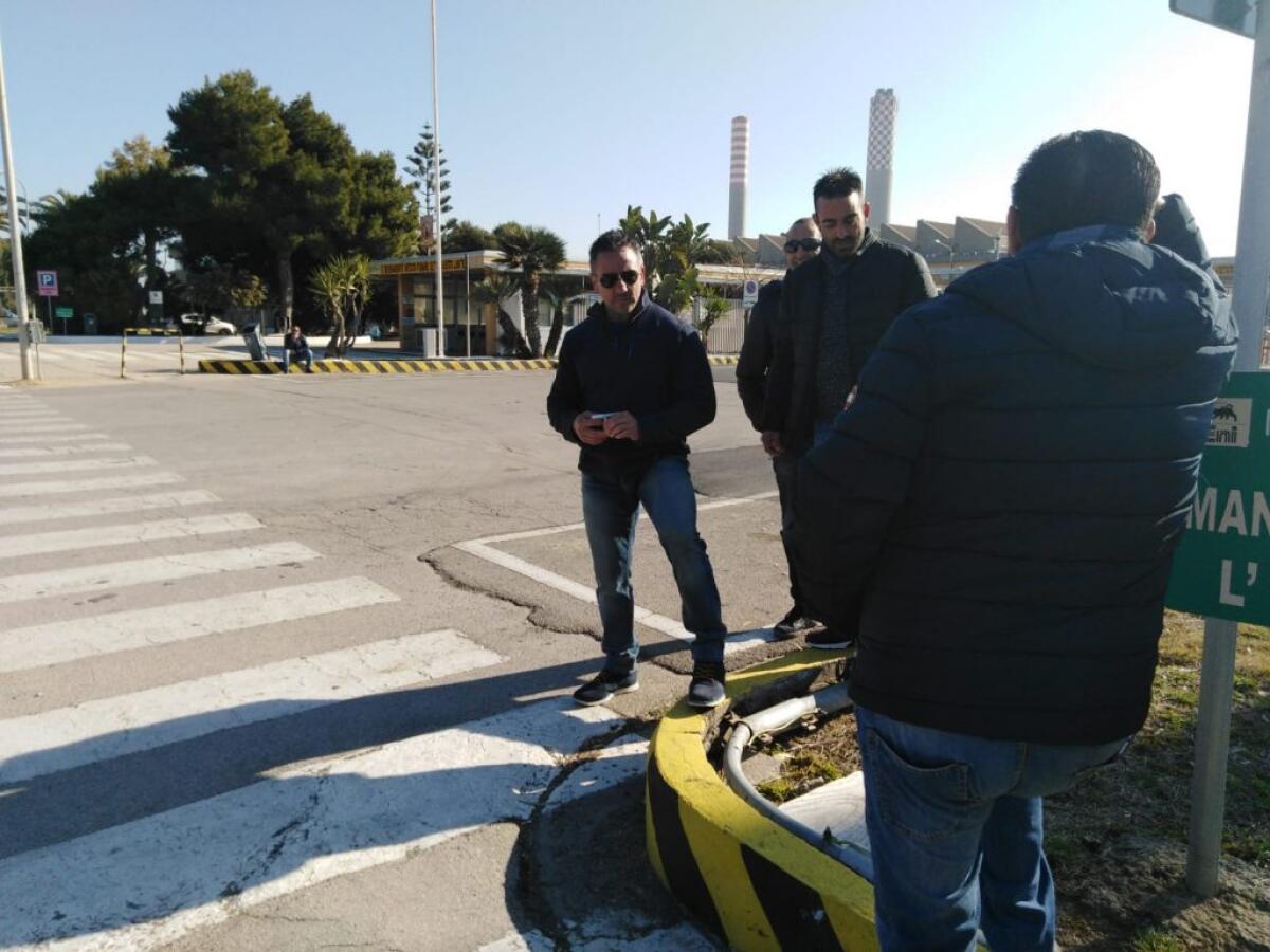 Chiude per fine lavori il cantiere di Priolo, cinque licenziamenti alla Tes - 