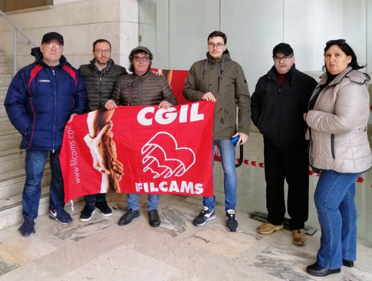 Nuova protesta degli addetti alla sosta, si va verso l'affidamento alla Ghelas - 