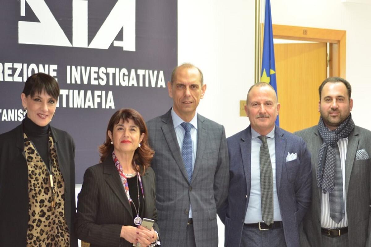 Il Prefetto Di Stani in visita alla Direzione Investigativa Antimafia - 