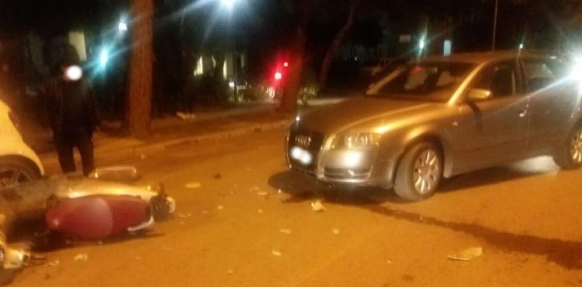 Violento scontro a Macchitella, un'Audi e uno scooter hanno impattato - Lo scontro a Macchitella